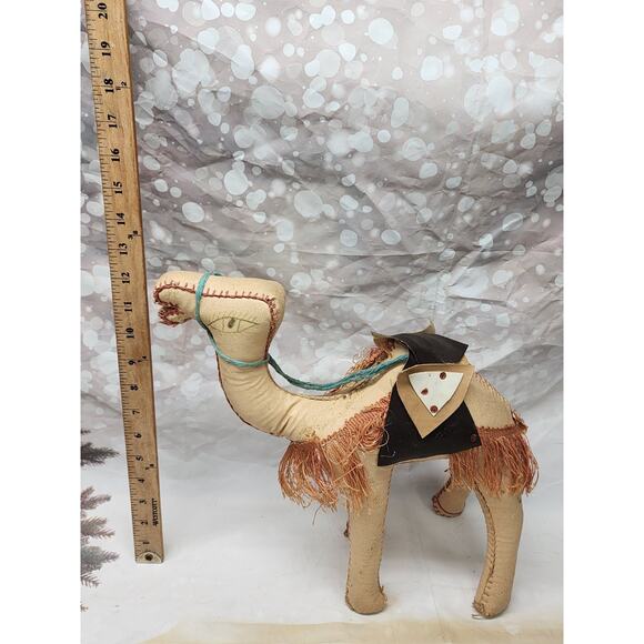 Vtg Arabian Dromedary Camel Hand Stitched Stuffed Leather Nativity Figurine 12" - Picture 2 of 5